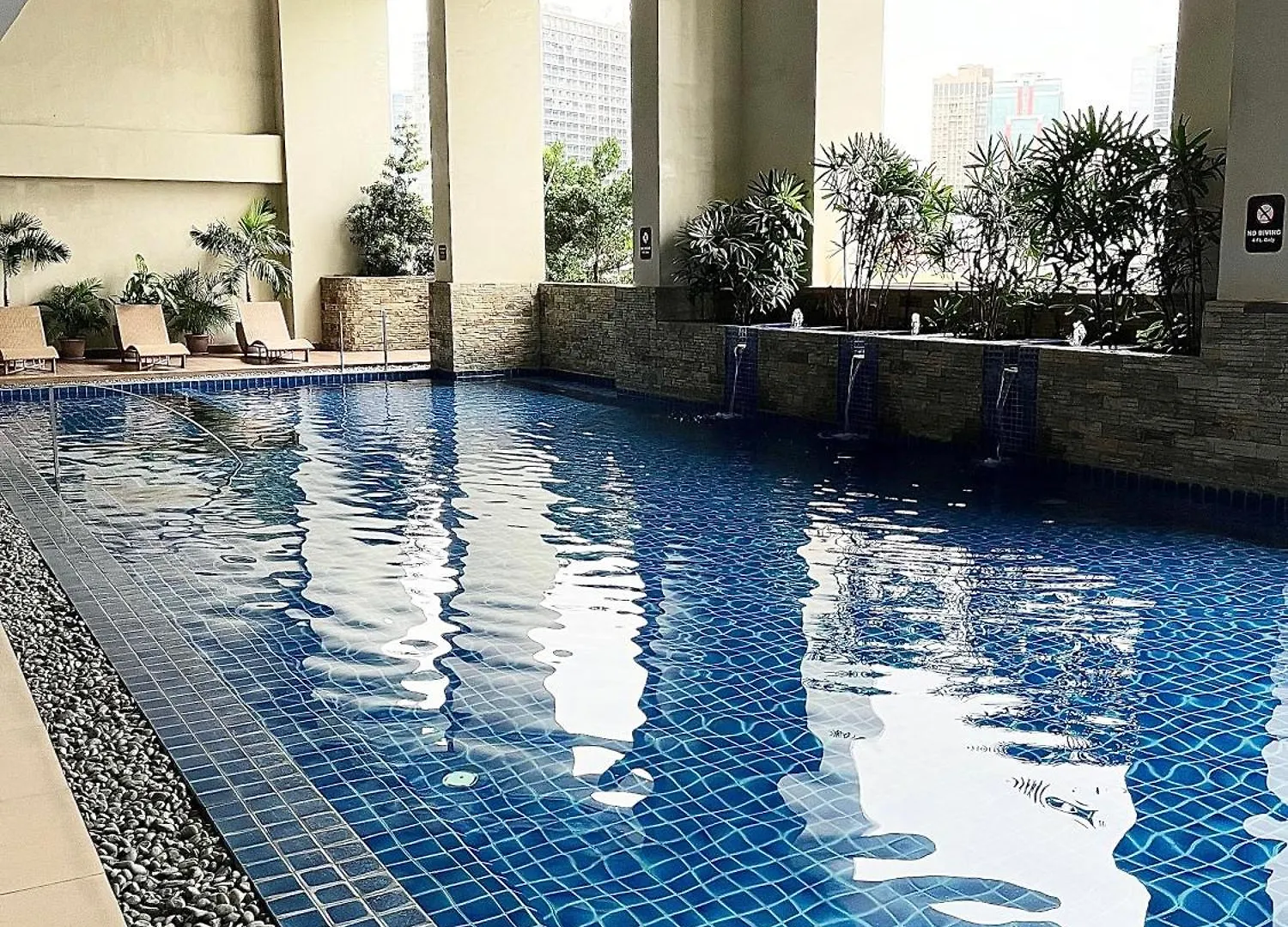 Apartment Rem Residences Manila