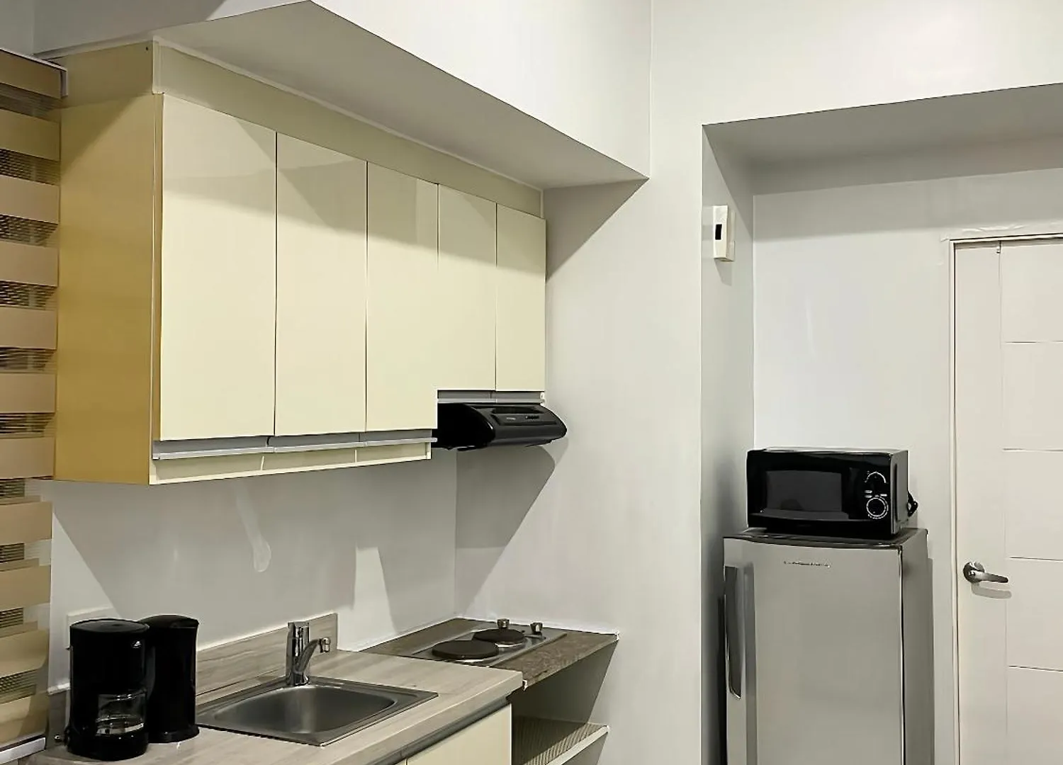 Rem Residences Manila Apartment