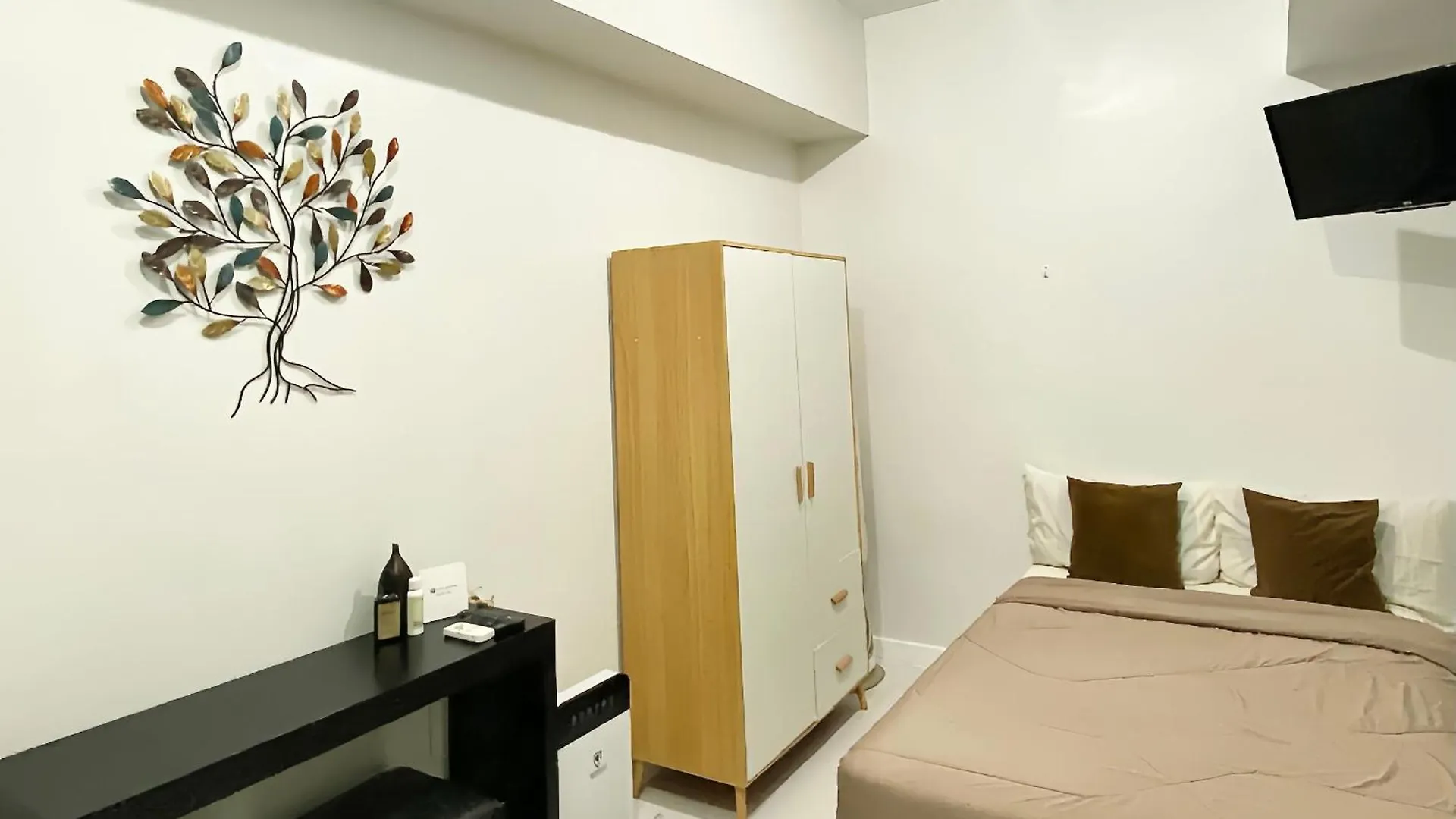 Rem Residences contacts